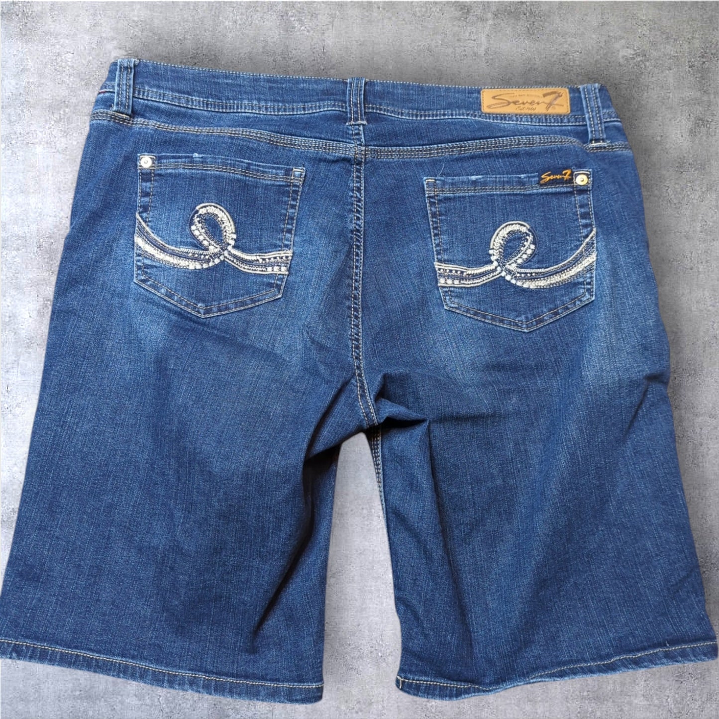 SEVEN7 Blue Distressed Denim Jean Shorts 16 Summer Casual Vacation